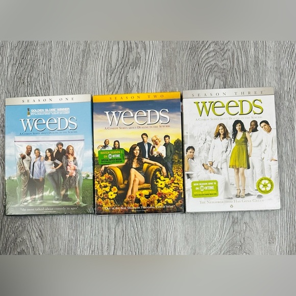 NEW! Weeds Complete Seasons 1-3 DVD Box Sets Factory Sealed Showtime Hit TV Show - Picture 1 of 3
